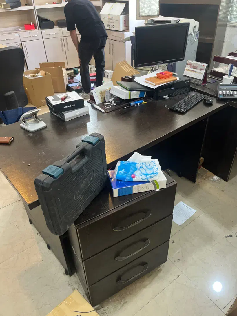 فروش میز مدیریتی|میز تحریر و کامپیوتر|اهواز, ۲۴ متری|دیوار