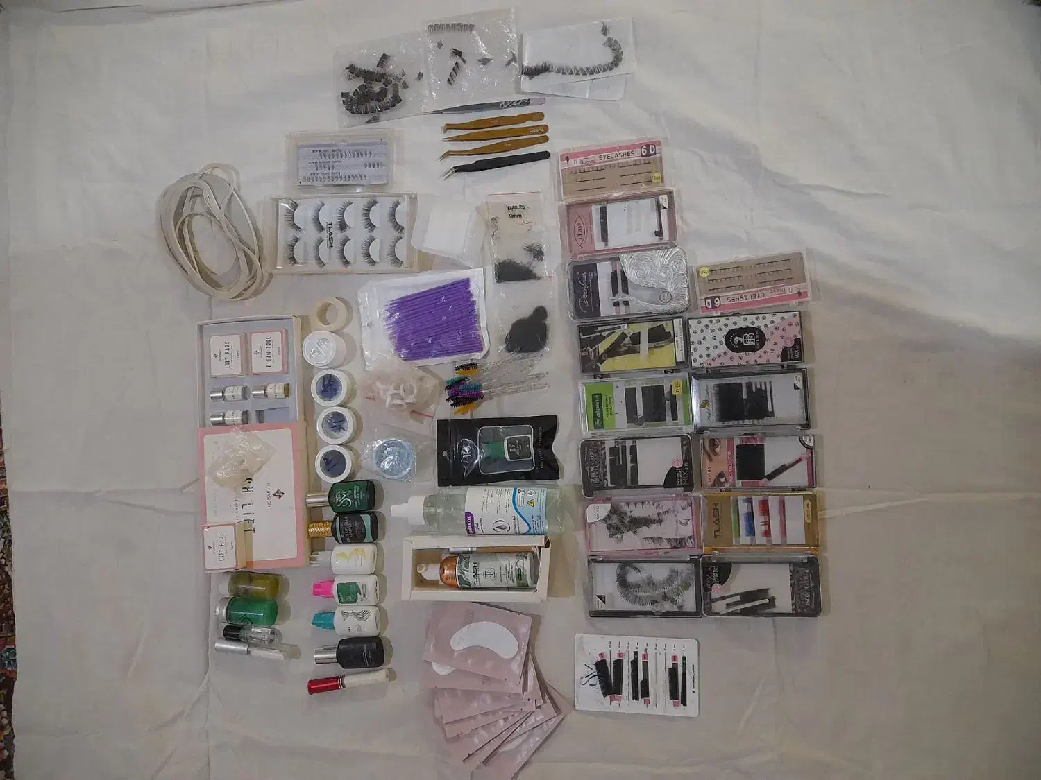 لوازم کاشت و اکستنشن مژه|آرایشی، بهداشتی، درمانی|چاراویماق, |دیوار