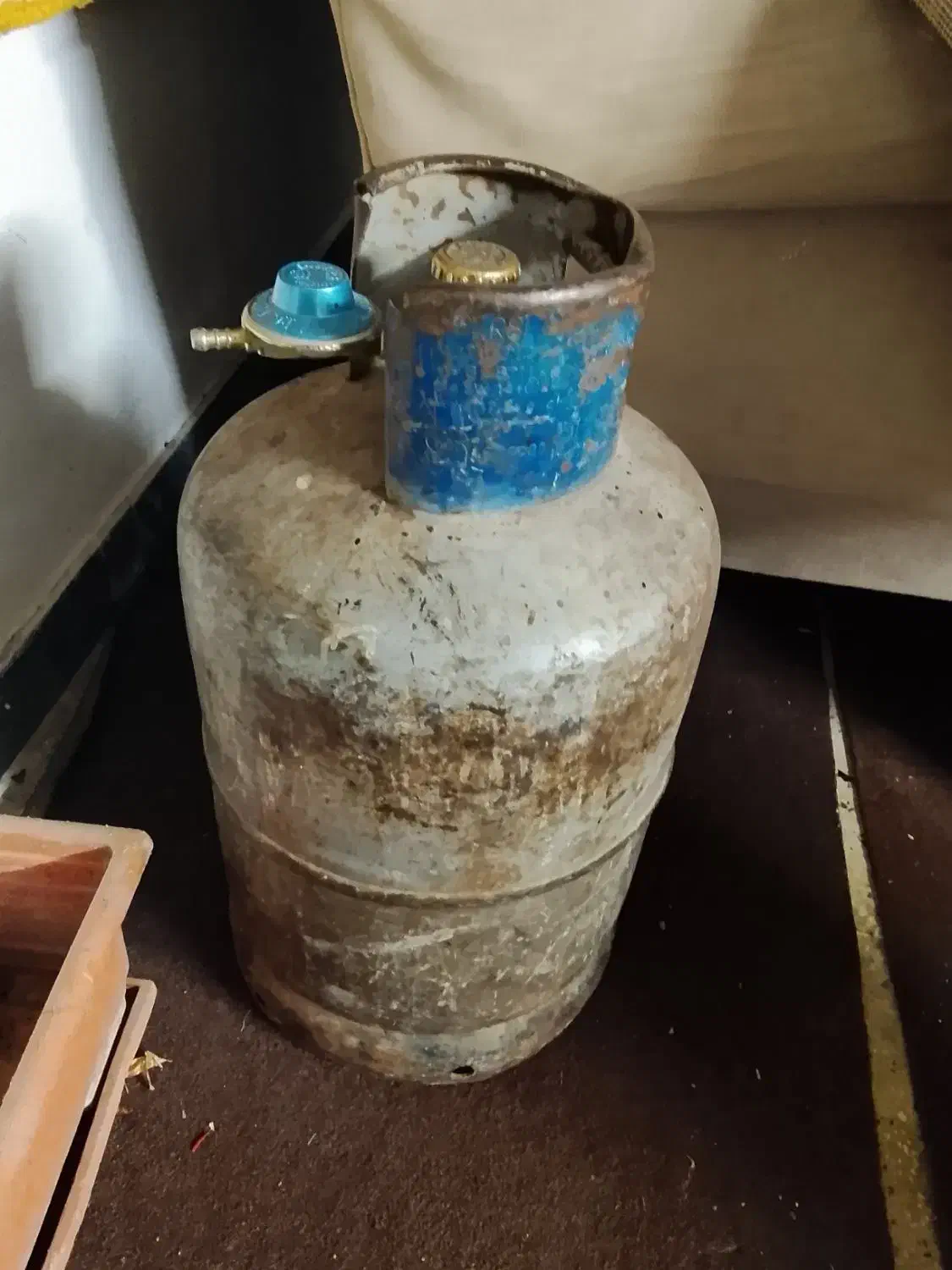 کپسول گاز|ابزارآلات|بومهن, |دیوار