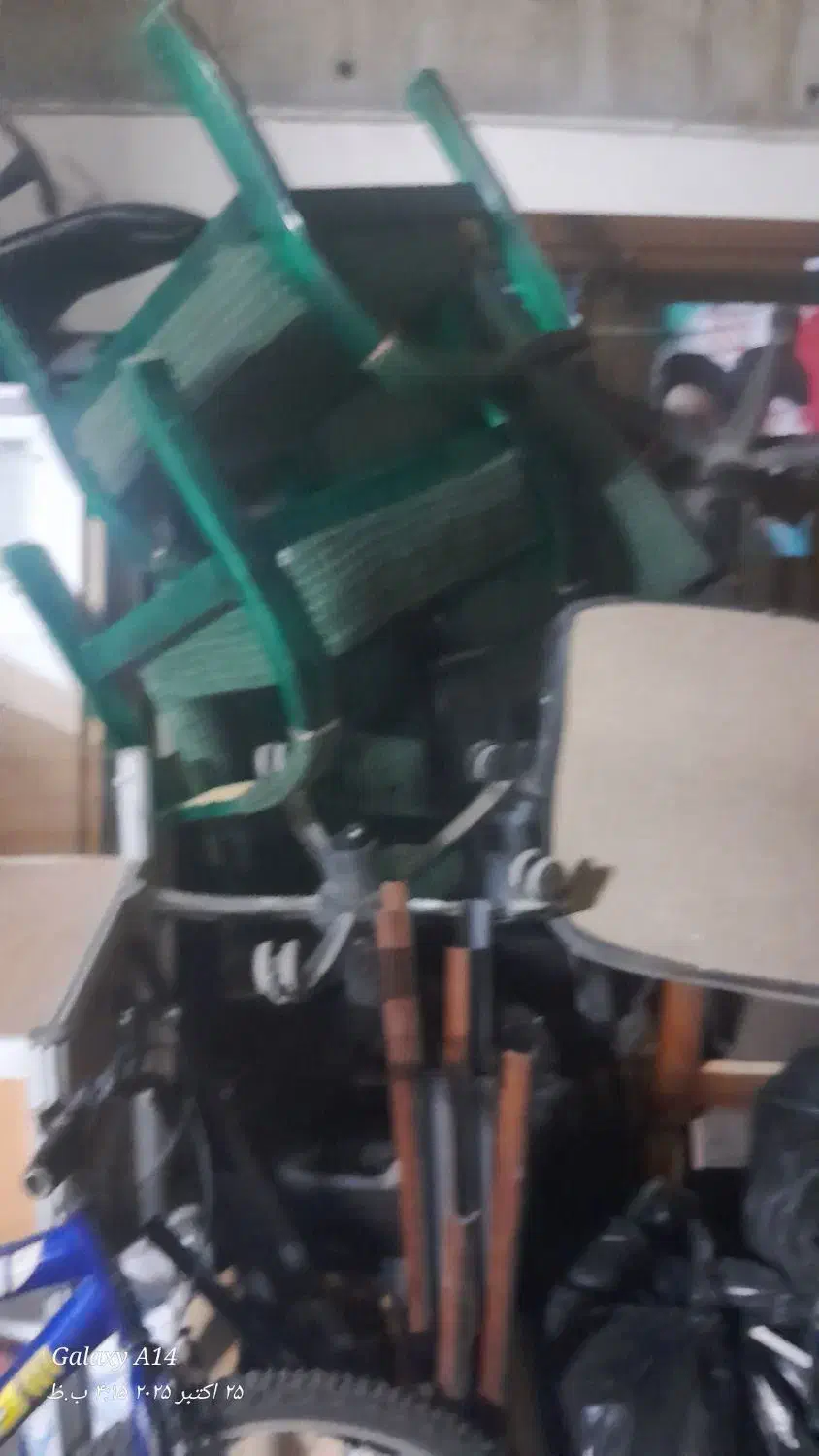 صندلی چوبی وگردون فایل فلزی وکمد چوبی|مبلمان اداری|قم, الوندیه و گذر صادق|دیوار