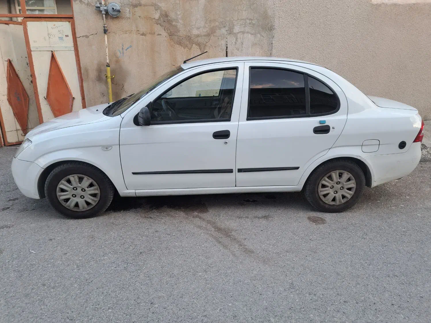 تیبا ۹۹ دوگانه شرکتی|خودرو سواری و وانت|ایوان, |دیوار