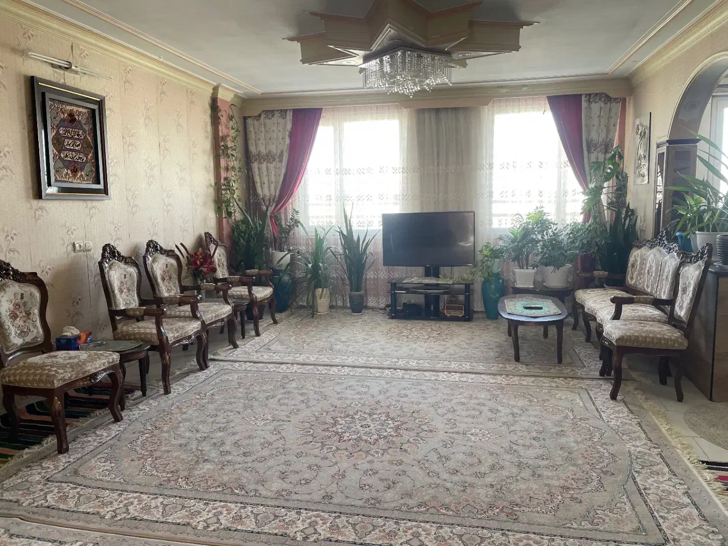 مبلمان سلطنتی ۸ نفره|مبلمان خانگی و میز عسلی|اراک, |دیوار