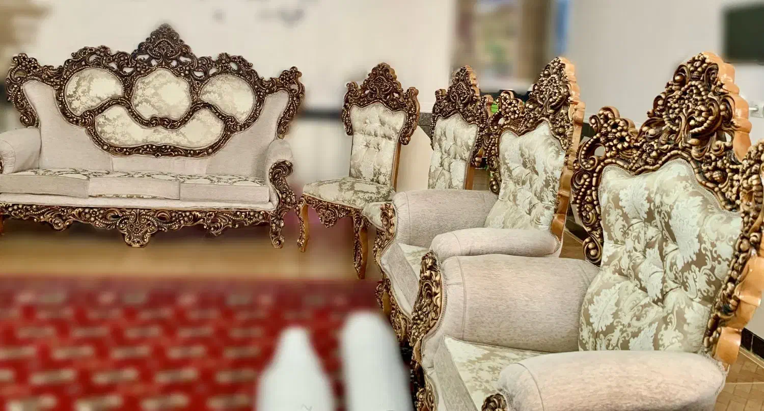 فروش مبل سلطنتی  9نفره|مبلمان خانگی و میز عسلی|برازجان, |دیوار