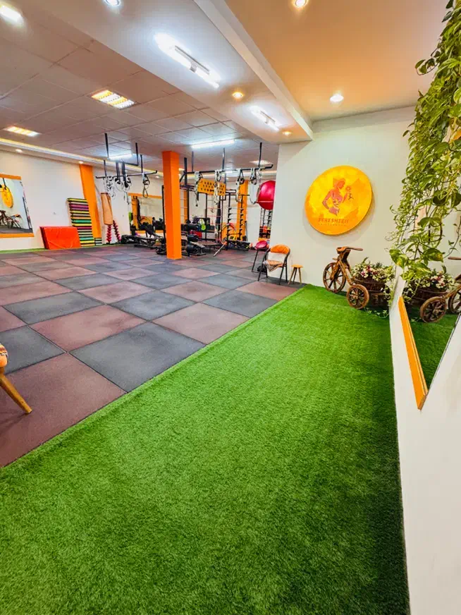 کرایه باشگاه ورزشی (هوم جیم خصوصی)|اجارهٔ کوتاه‌مدت دفتر کار و فضای آموزشی|کرمان, |دیوار