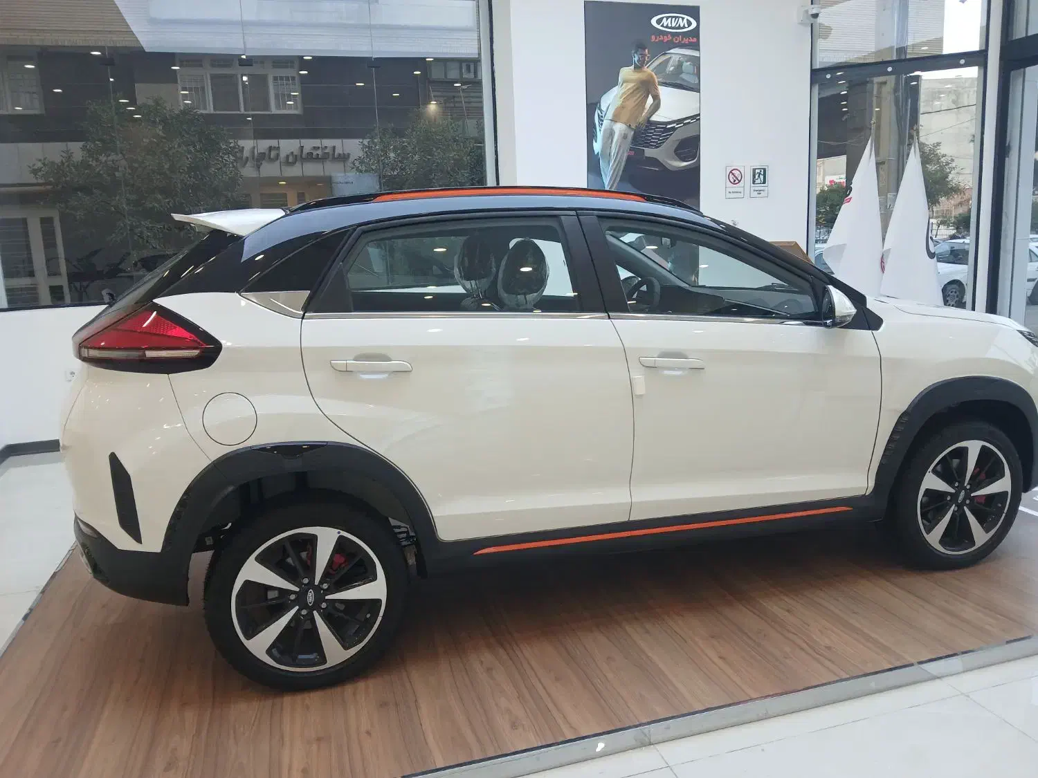 فروش فوری X33CROSSCVT|خودرو سواری و وانت|شیراز, تاچارا|دیوار