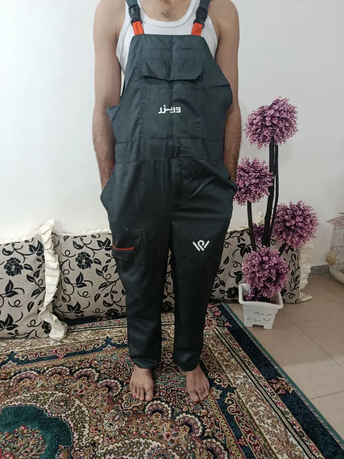 چهار دست لباس کار عالی جنس خوب|لباس|چابهار, |دیوار