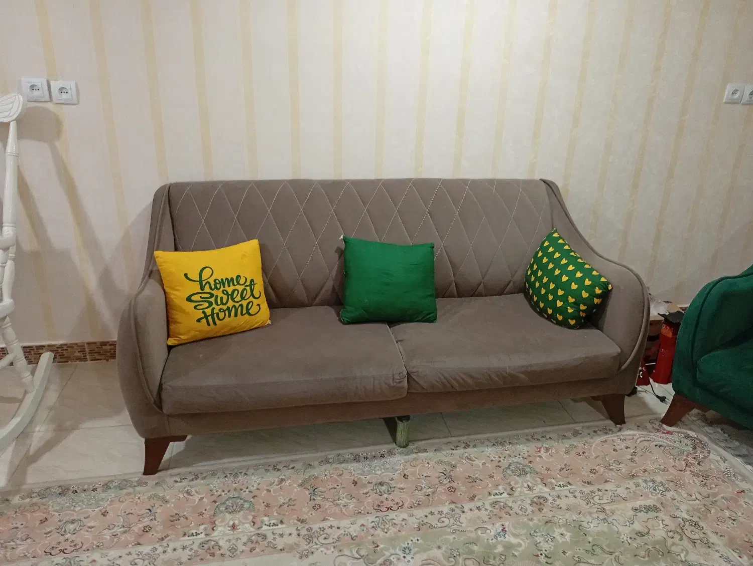 مبل متفاوت وتمیز|مبلمان خانگی و میز عسلی|بندر امام خمینی, |دیوار