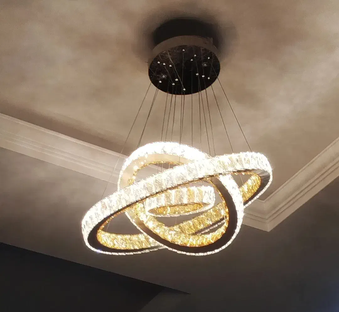 لوستر کریستالی 3 طبقه گرد|لوستر و چراغ آویز|تهران, مسعودیه|دیوار