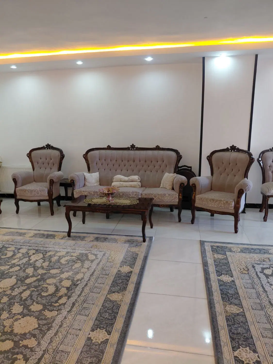 مبل استیل ۹ نفره چوب گردو، نهارخوری ۴ نفره|مبلمان خانگی و میز عسلی|تهران, وصفنارد|دیوار