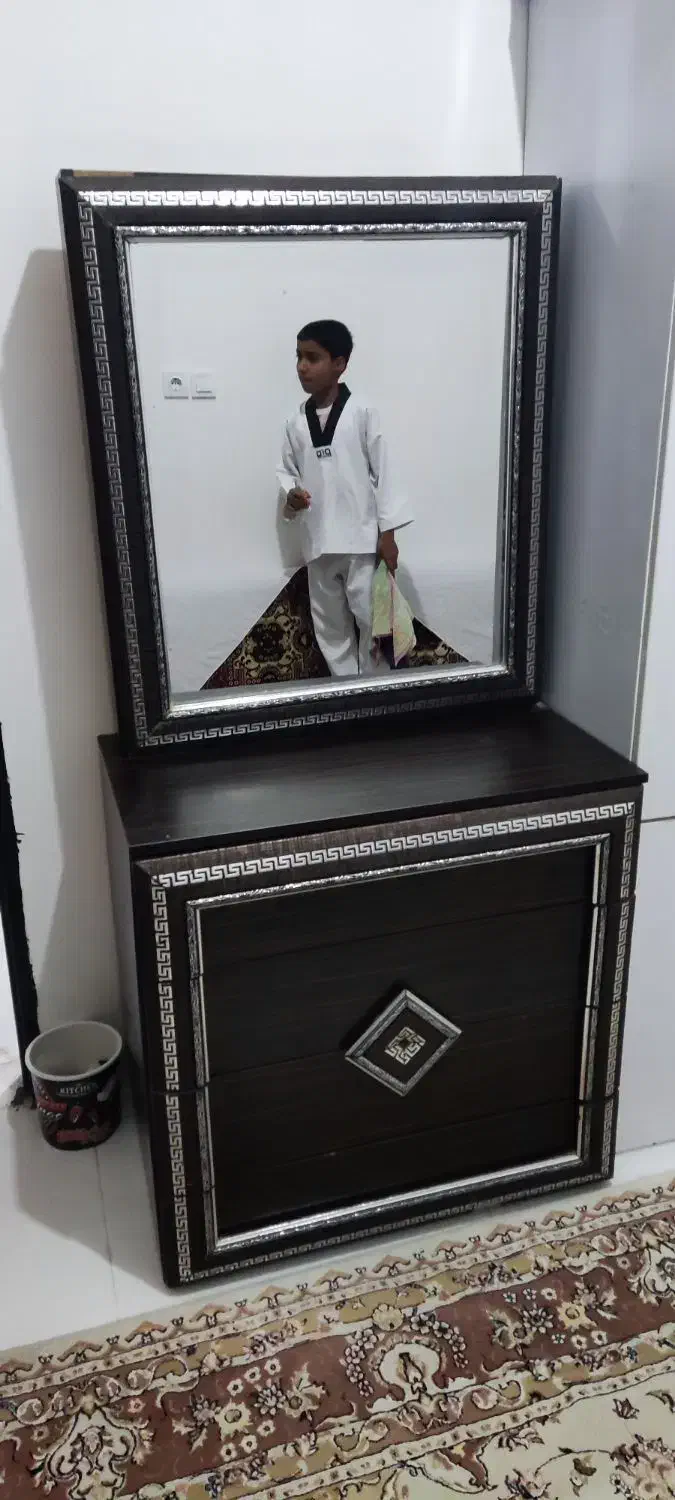 کمد دراور ا|جاکفشی، کمد، دراور|بیرجند, |دیوار