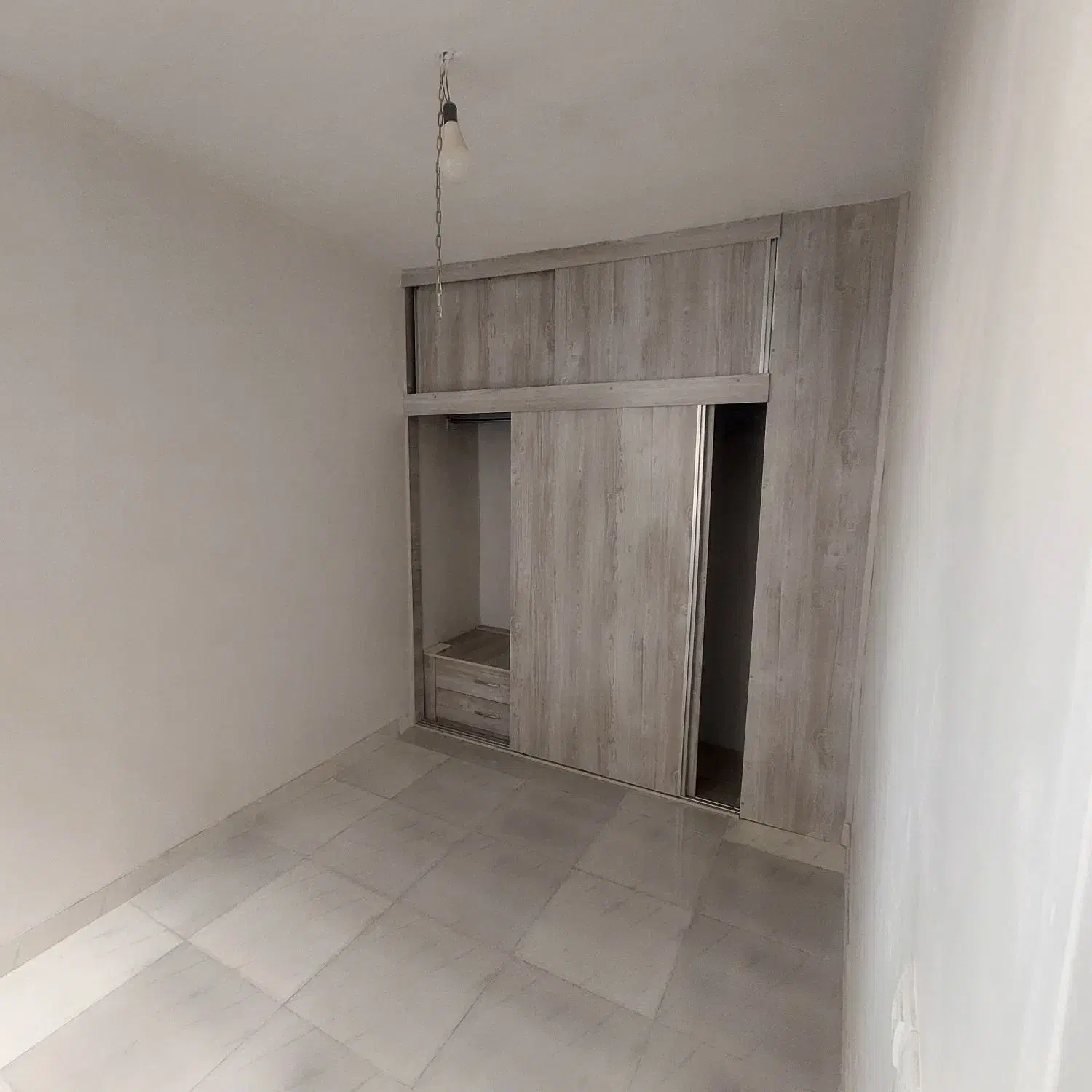 خیابان سراج ۹۰ متری ۲خواب تک واحدی