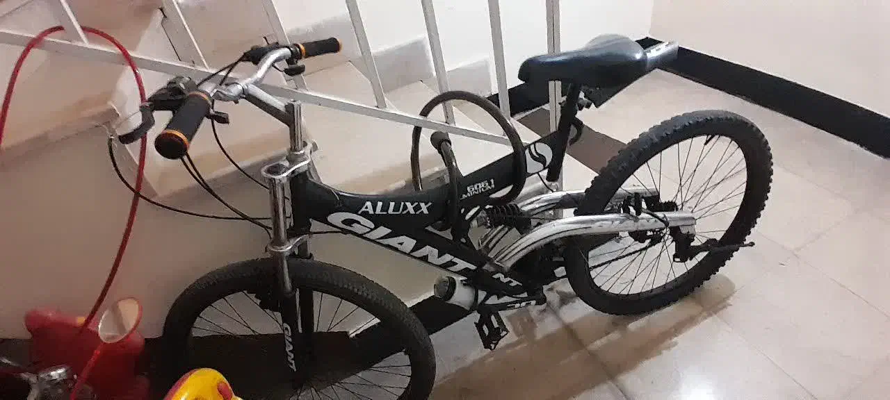 دوتادوچرخه شیک سایز بیست و شیش ودوچرخه سایز شانزده|دوچرخه، اسکیت، اسکوتر|نهاوند, |دیوار