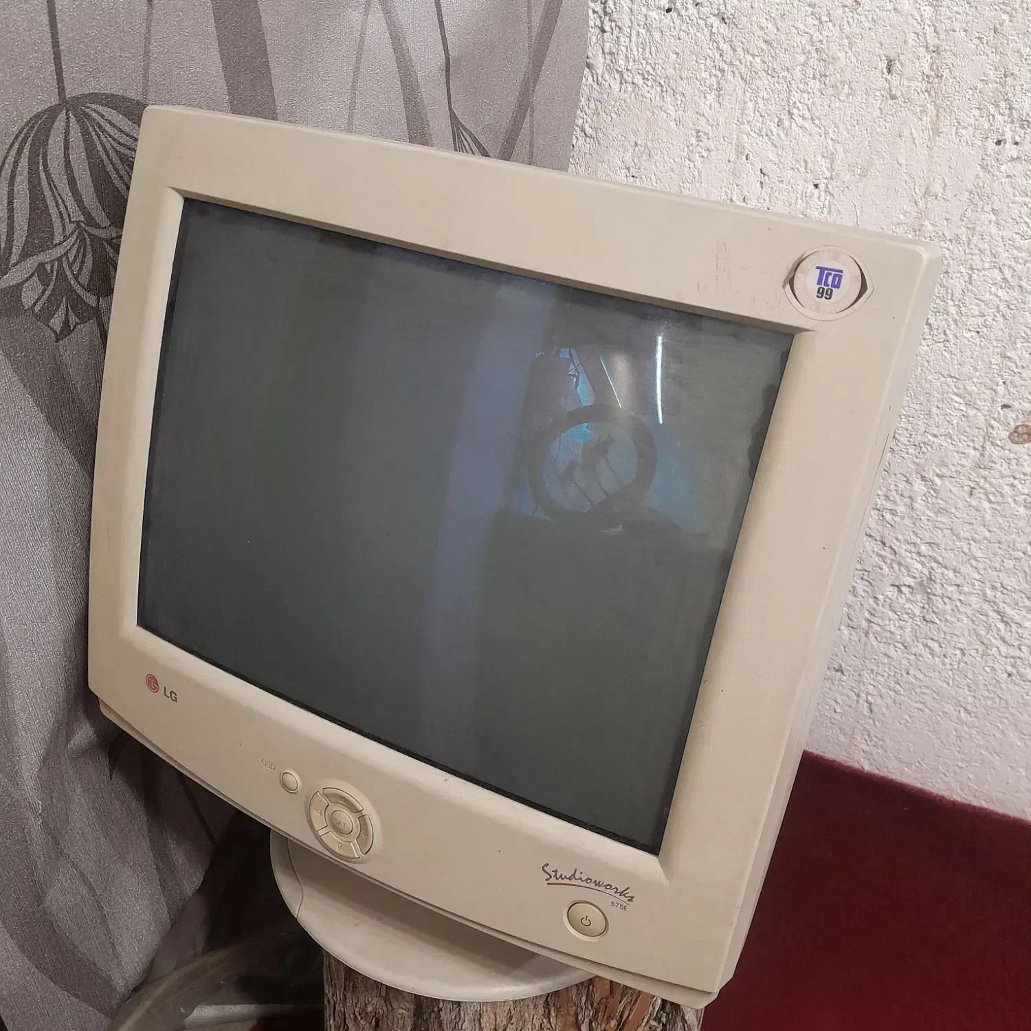 مانیتور|رایانه رومیزی|آغاجاری, |دیوار