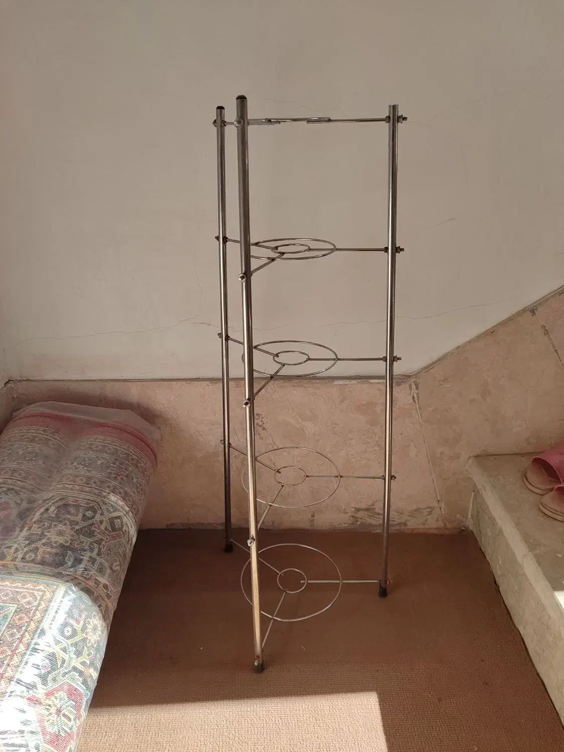 استند و پایه فلزی|آب‌چکان و نظم‌دهنده ظروف|سبزوار, امیر کبیر|دیوار