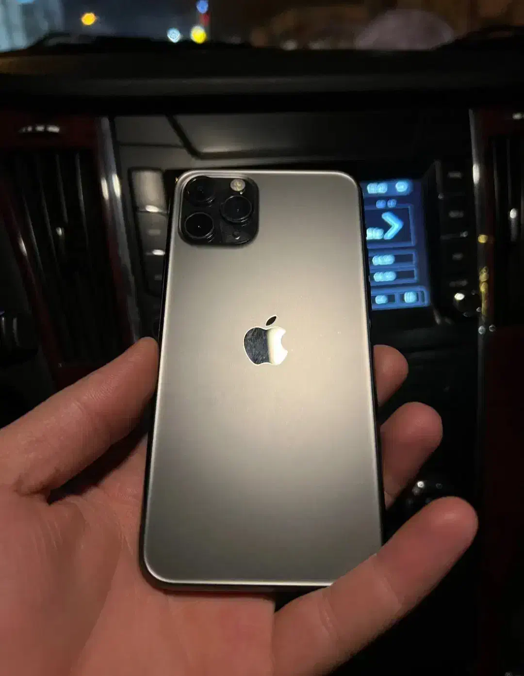 فروش آیفون 11 پرو|موبایل|سیرجان, |دیوار