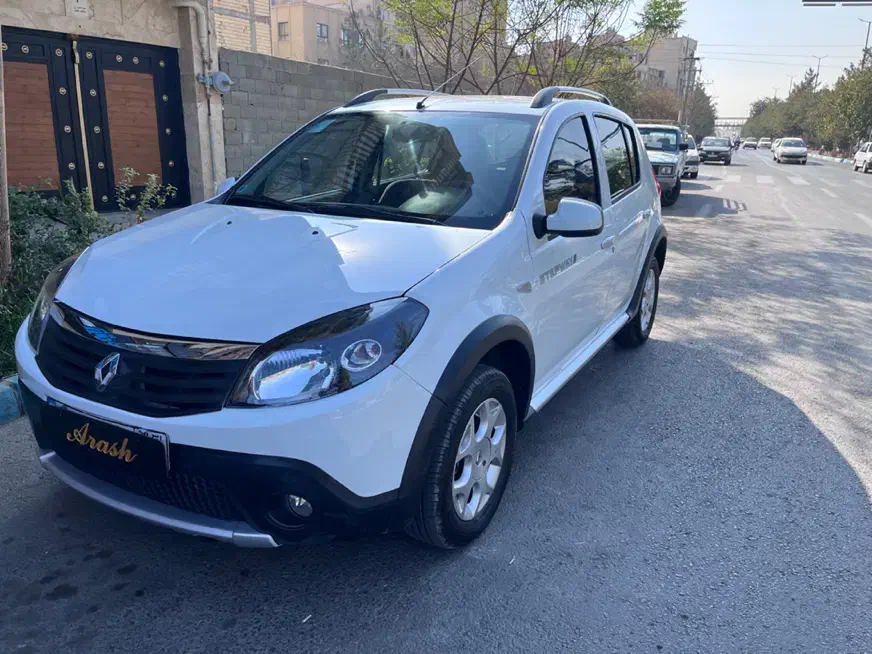 ساندرو استپ وی|خودرو سواری و وانت|اصفهان, کوی ولی عصر|دیوار