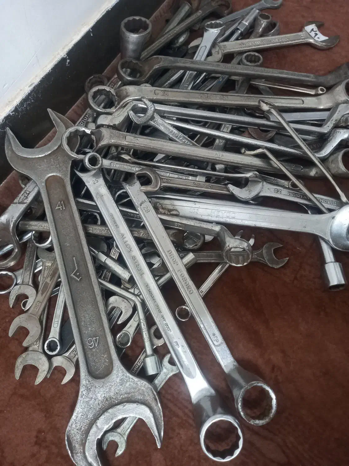 اچار|ابزارآلات|مبارکه, |دیوار