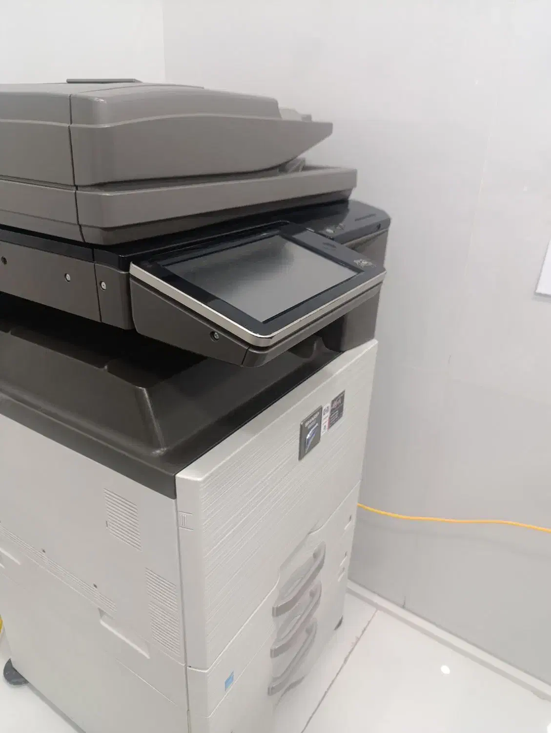 پرینت *کوپی *سیاه سفید و رنگی قیمت چاپ خانه|خدمات رایانهای و موبایل|شیراز, نصر|دیوار