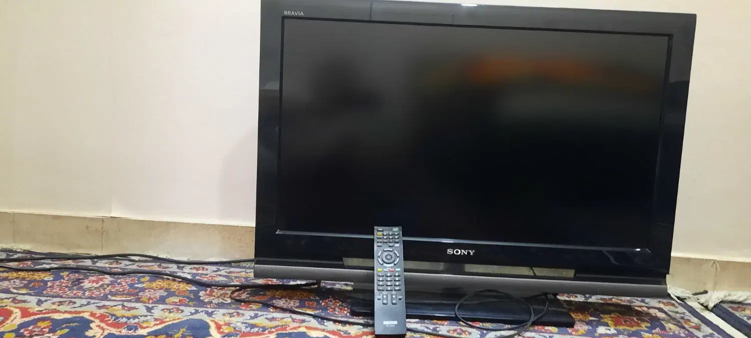 تلوزیون ۳۲ LCD سونی اصل|تلویزیون و پروژکتور|یزد, |دیوار