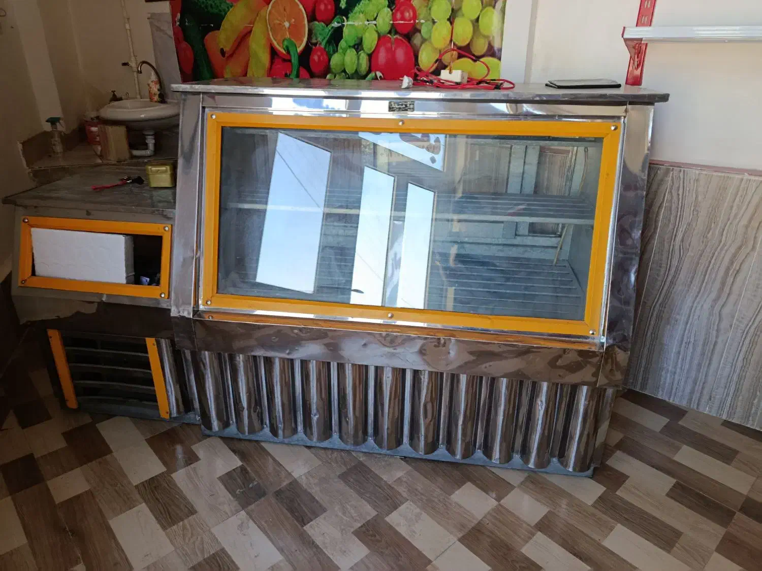 یخچال ویترینی|فروشگاه و مغازه|جلفا, |دیوار