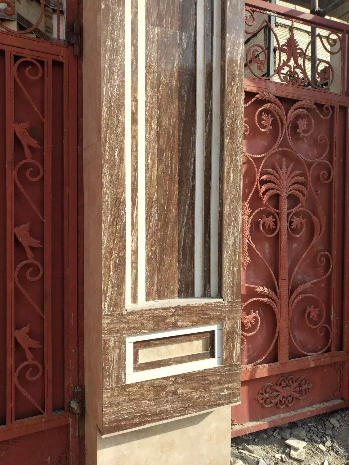 کاشی کار ی و سنگ کار ی|خدمات پیشه و مهارت|چابهار, |دیوار