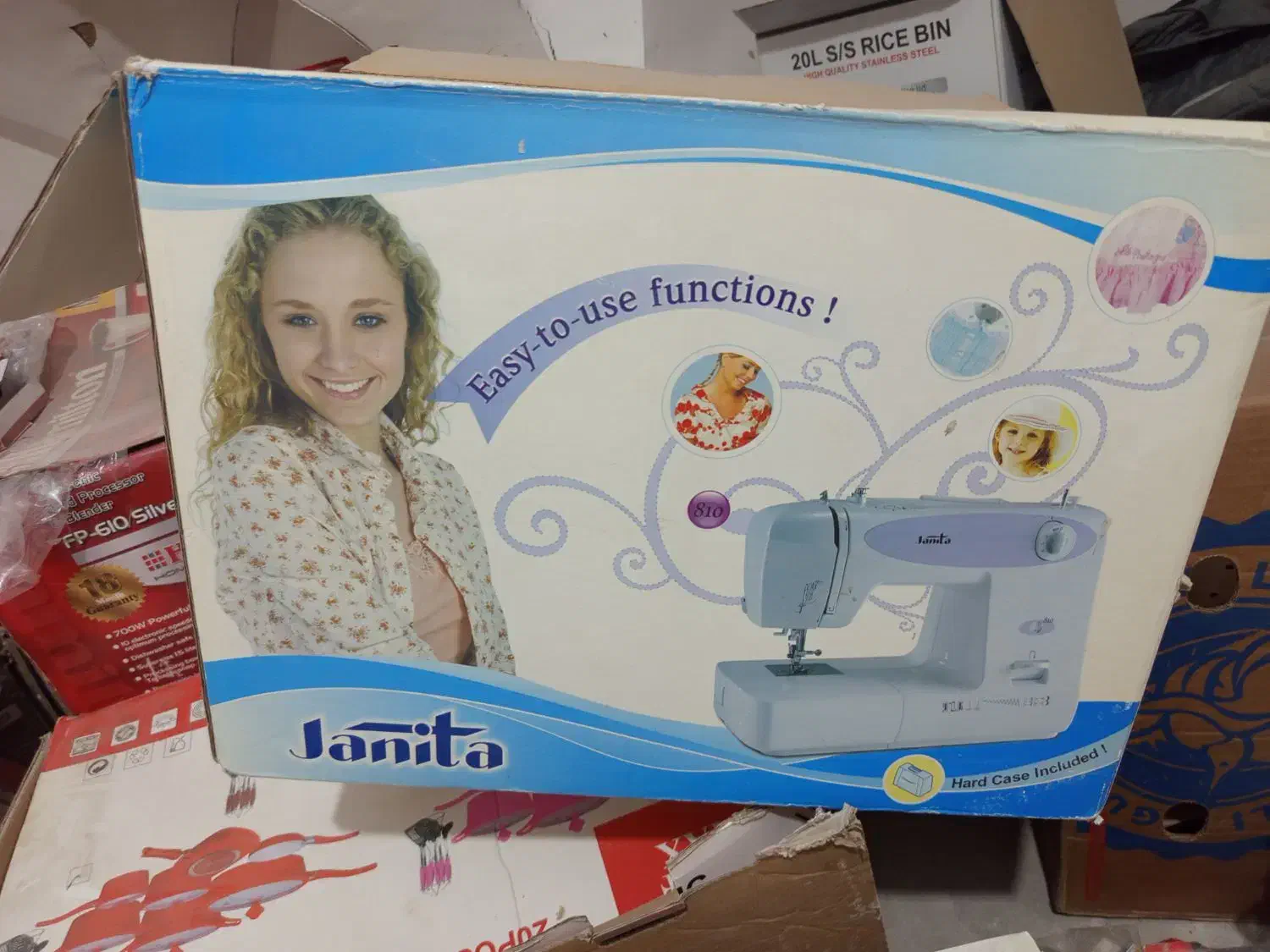 چرخ خیاطی و گلدوزی و سردوزی ژانیتا نو|چرخ خیاطی و ریسندگی|کاشان, درب یلان|دیوار