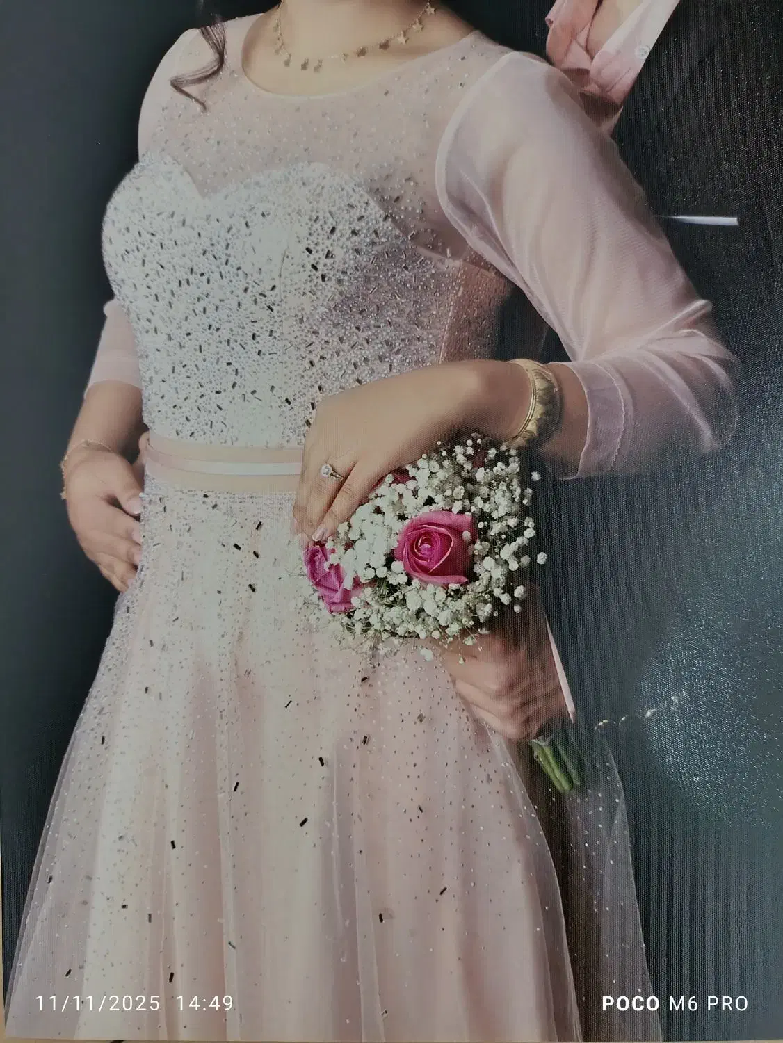 لباس مجلسی|لباس|رشت, دیانتی|دیوار