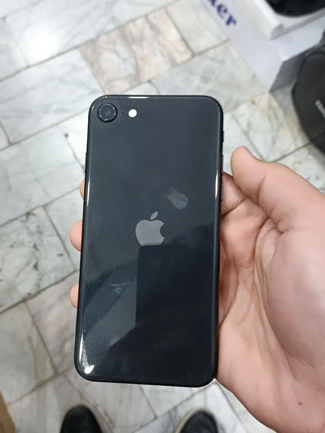 ایفون se2020|موبایل|نسیم‌شهر, |دیوار