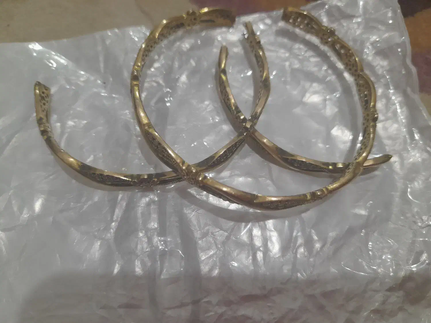 طلا|جواهرات|تربت‌حیدریه, آسایش|دیوار