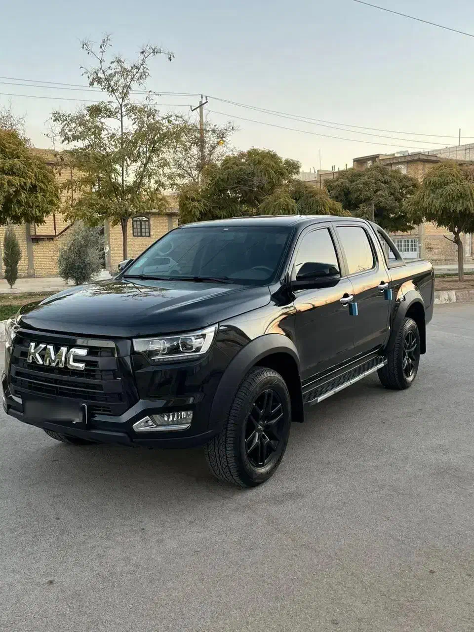 کی ام سی t8مدل 402در حد صفر خشک|خودرو سواری و وانت|شیراز, دروازه قران|دیوار