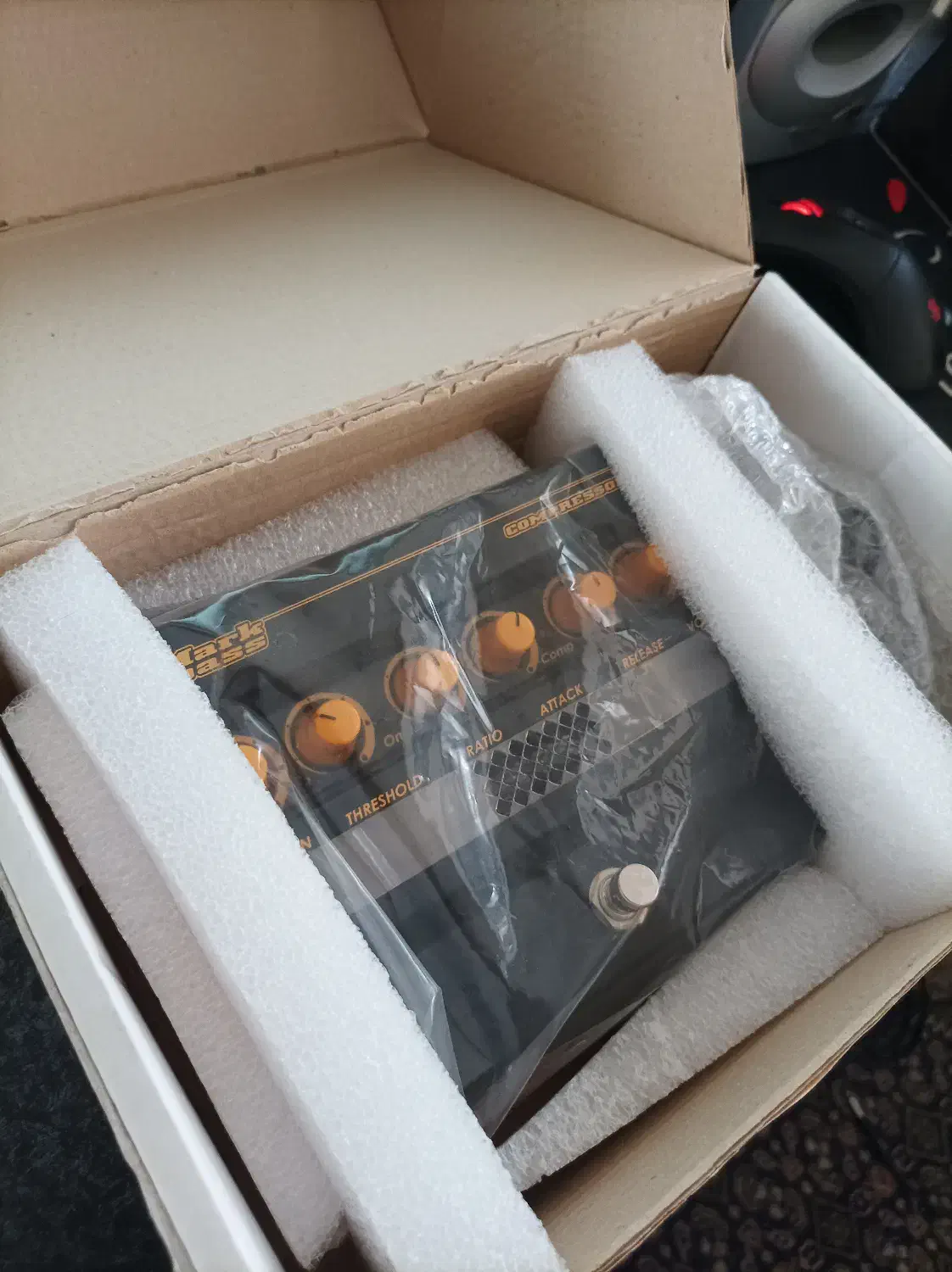 کمپرسور لامپی مارک بیس|گیتار، بیس، امپلیفایر|تهران, دکتر هوشیار|دیوار