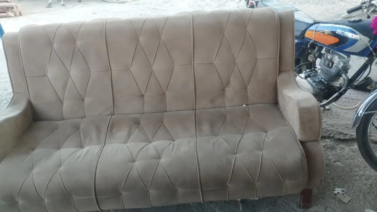 مبل هفت نفره|مبلمان خانگی و میز عسلی|شیراز, شهرک گلستان شمالی|دیوار