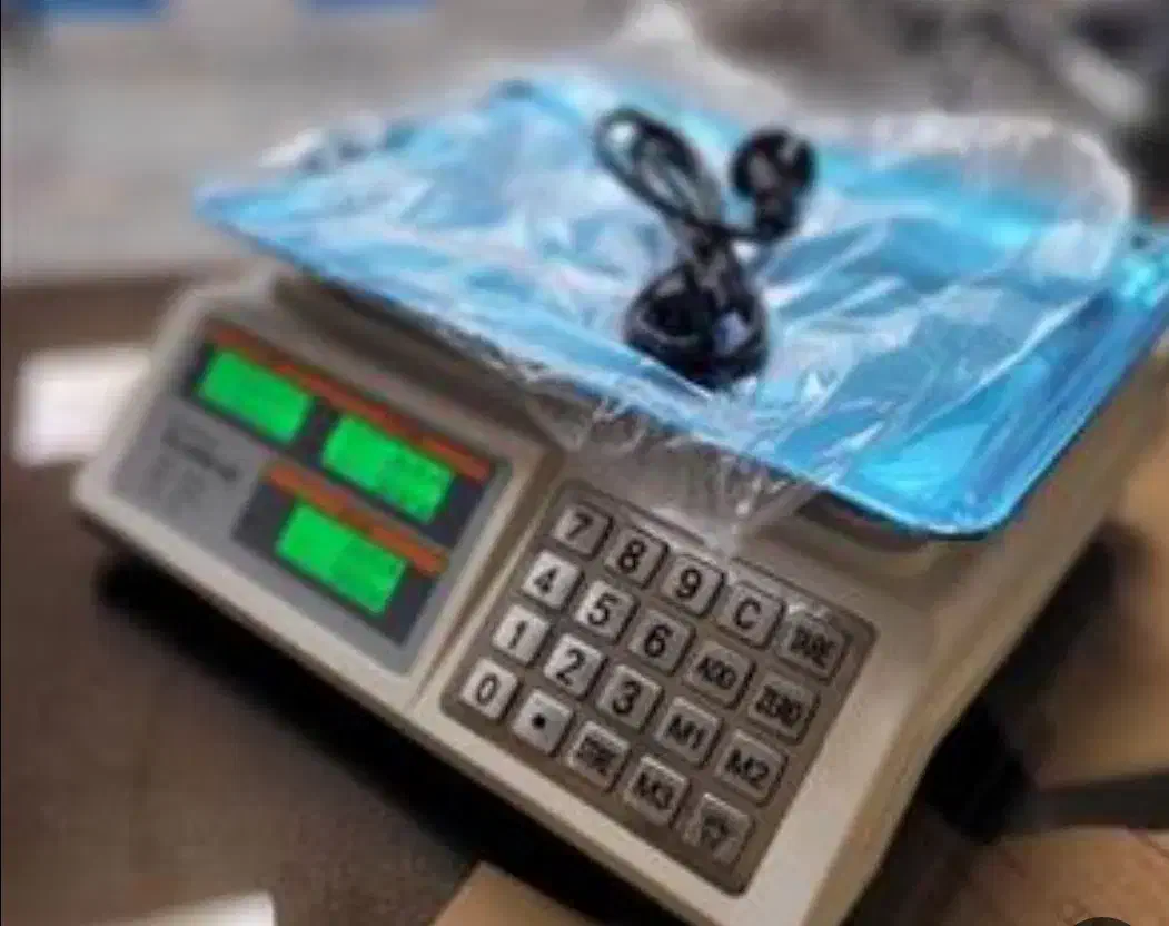 ترازو ۴۰ کیلویی ۶ رقم دکمه استیل ،ترازو نوری|فروشگاه و مغازه|بجنورد, |دیوار