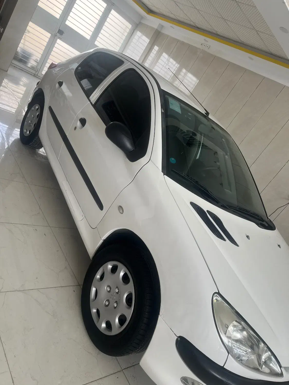 206|خودرو سواری و وانت|همدان, |دیوار