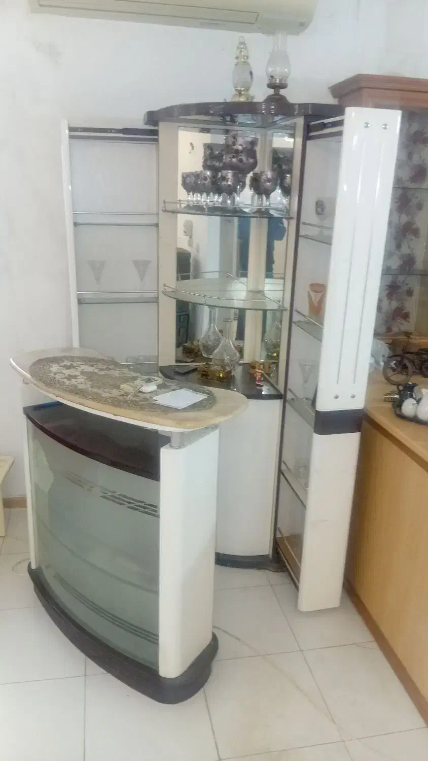 میز بار یاکمد جمع شو شربت خوری|بوفه، ویترین، کنسول|رویان, |دیوار