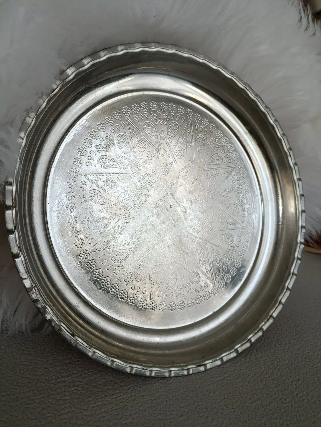 سینی مسی قلع کاری و حکاکی شده دست ساز زنجان|ظروف سرو و پذیرایی|تهران, سردارجنگل|دیوار