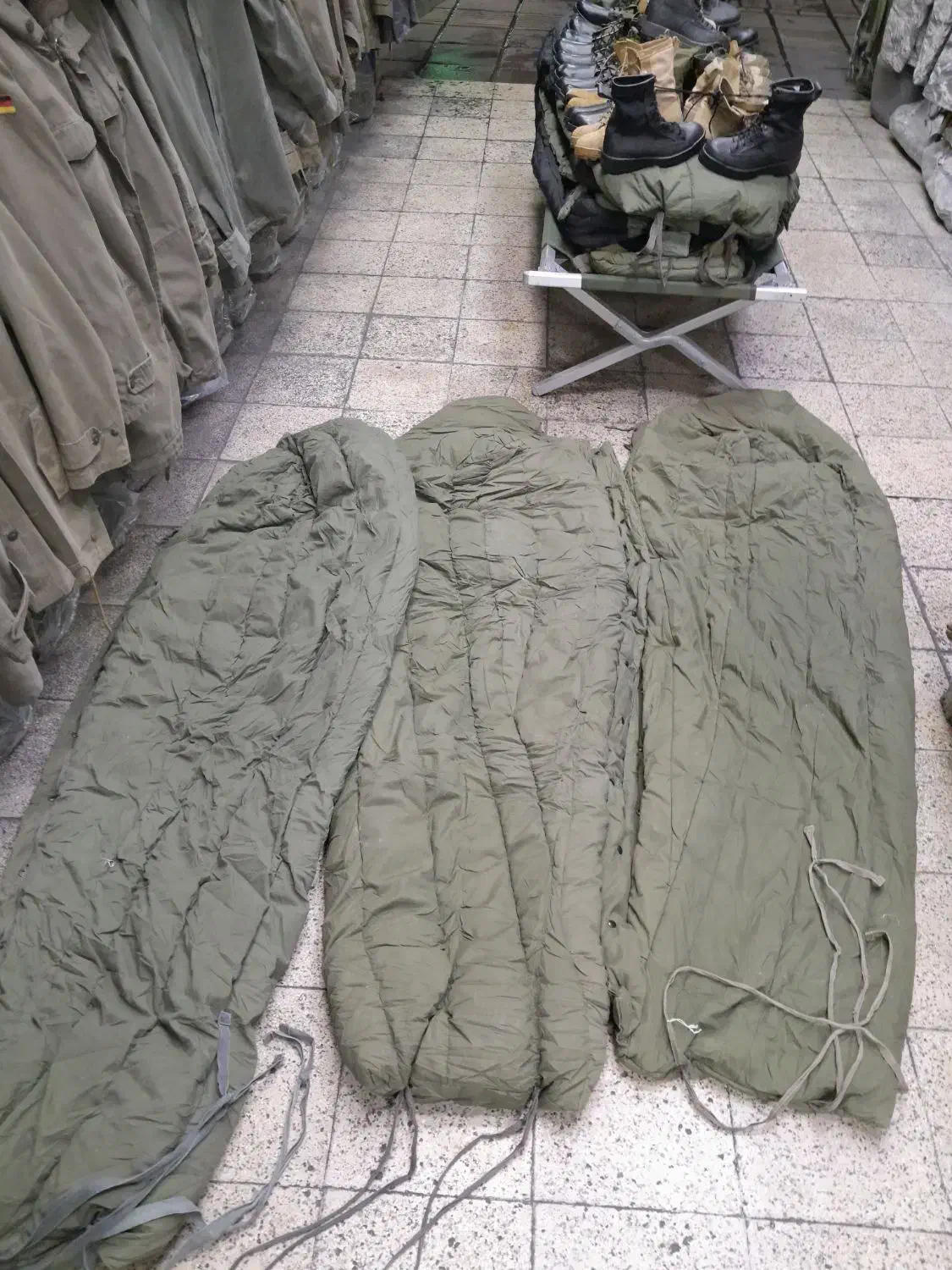 کیسه خواب سبز آمریکایی نوستالژی|کوهنوردی و کمپینگ|تهران, گمرک|دیوار