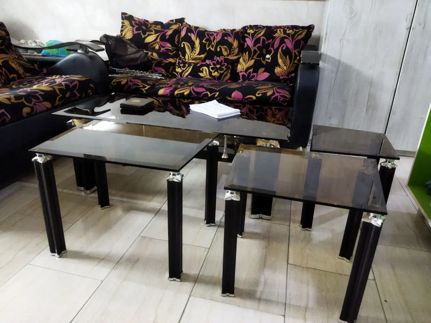 جلو مبلی ۴ تیکه سالم آزادشهر|مبلمان خانگی و میز عسلی|گنبد کاووس, |دیوار