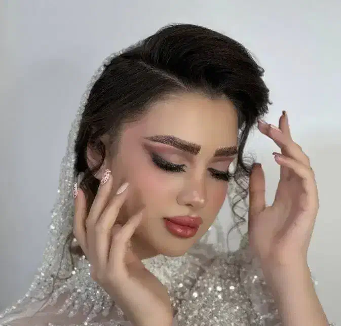 سالن تخصصی میکاپ و گریم عروس در اردبیل|خدمات آرایشگری و زیبایی|اردبیل, |دیوار