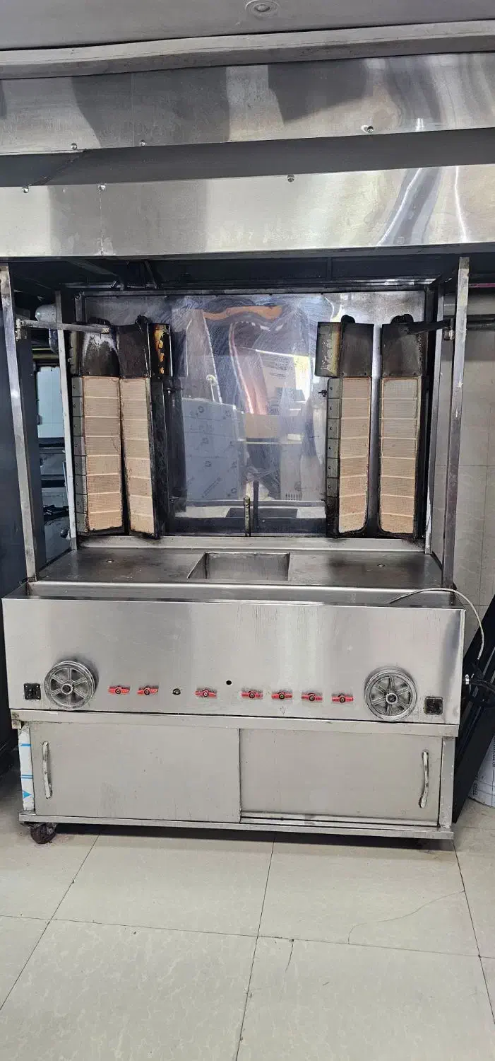 مقداری وسایل فست فود و کافه|فروشگاه و مغازه|شیراز, فرهنگ شهر|دیوار