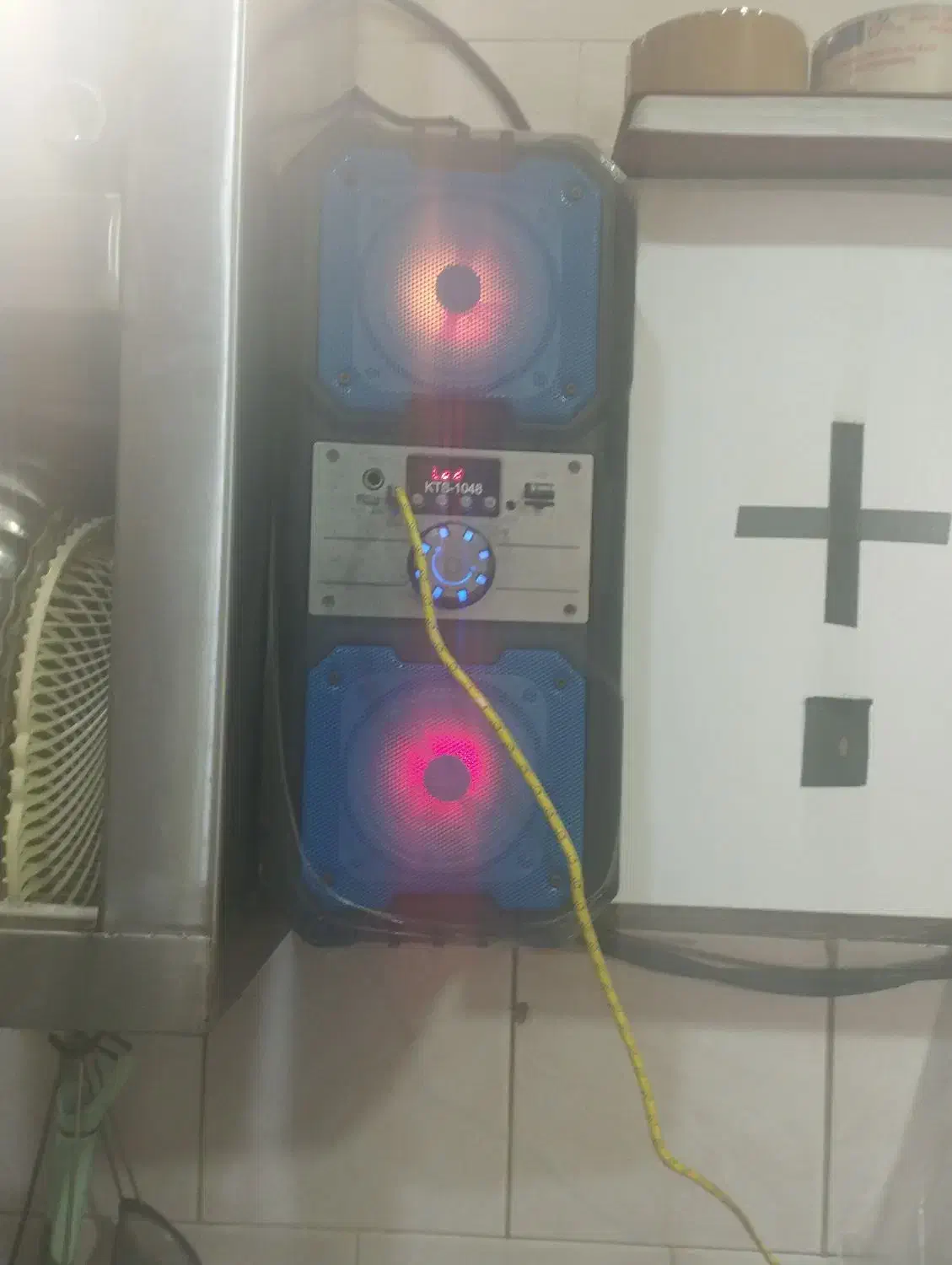 اسپیکر|پخش‌کننده همراه|رشت, کوی عرفان|دیوار