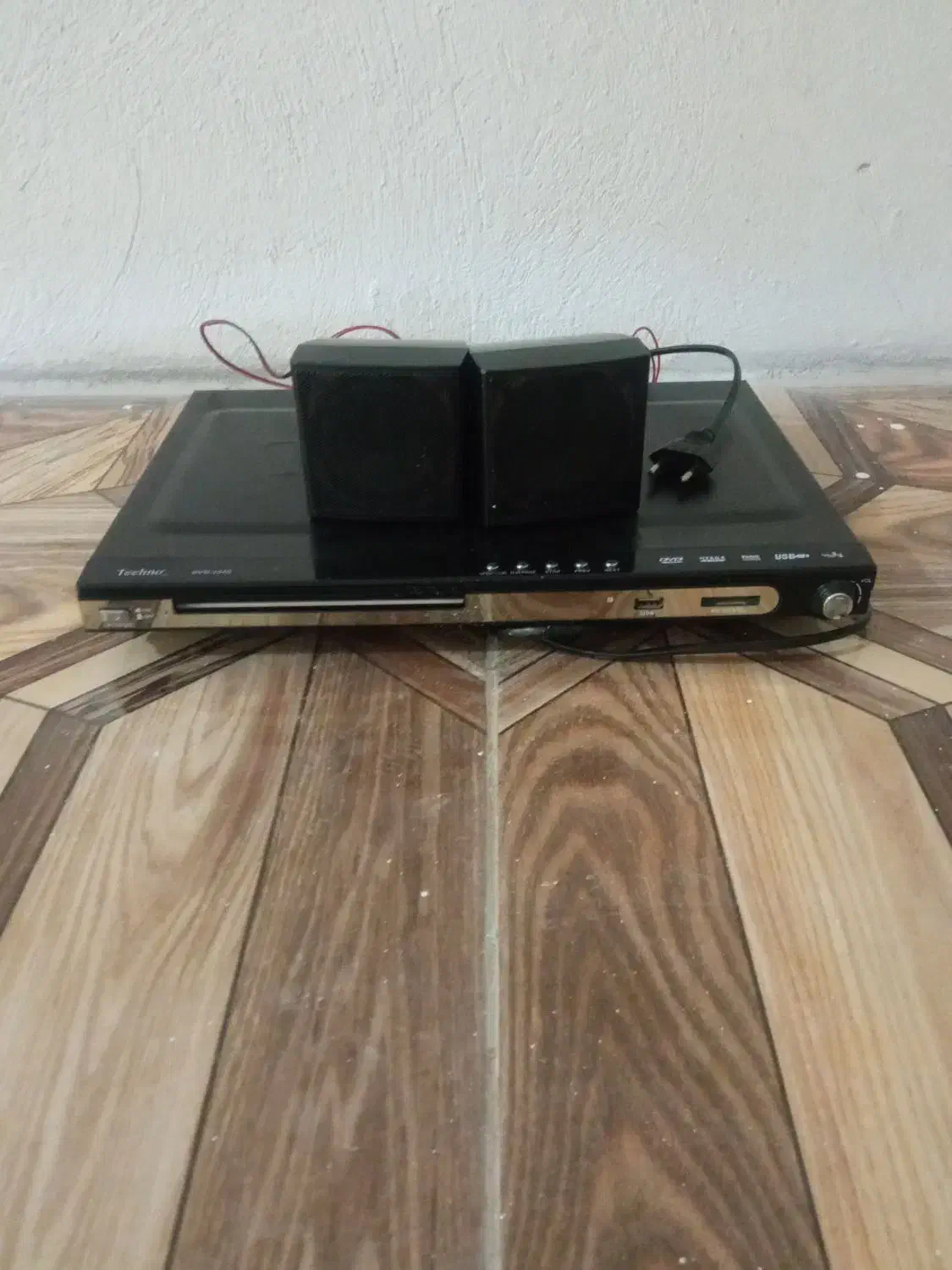 دستگاه .. دیویدی|پخشکننده DVD و ویدیو|سنقر, |دیوار