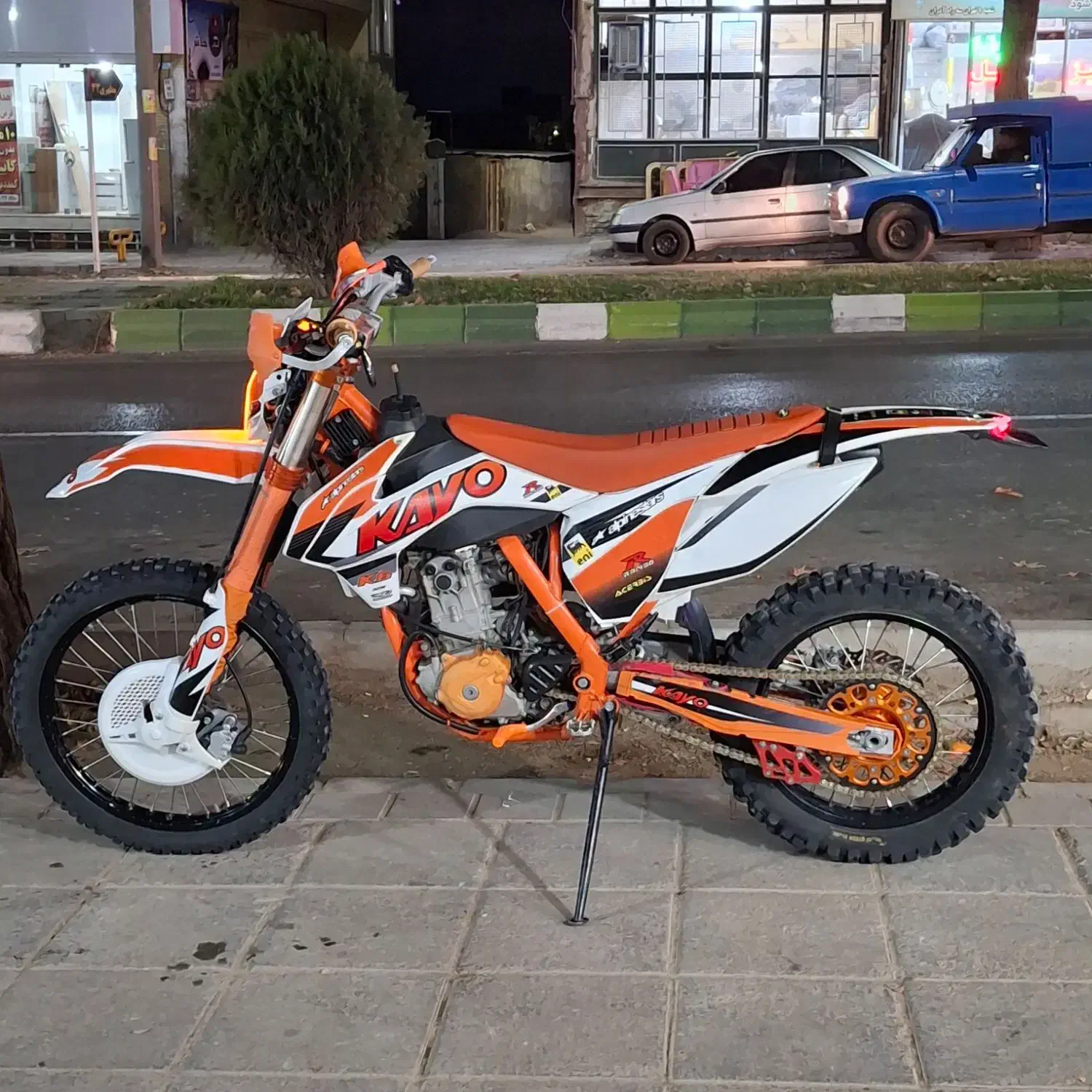 کایو ۳۰۰ سی سی کاربرات،مدل ۱۴۰۲|موتورسیکلت|اسفراین, |دیوار