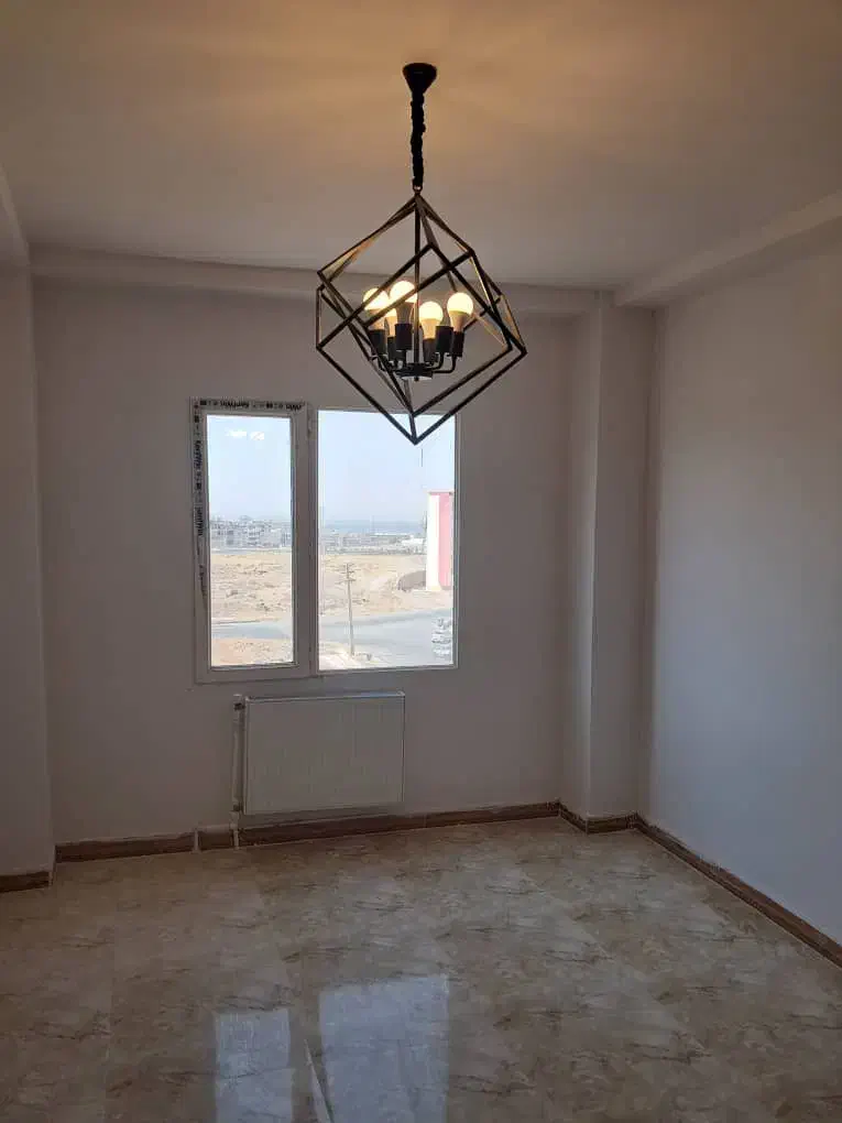 دو خواب/پارکینگ/آسانسور/بدون مشرف/ ویو باز|فروش آپارتمان|هشتگرد, شهرک گلها|دیوار