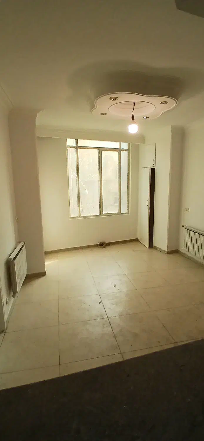 آپارتمان ۵۵متر ۲خ/سالن پرده خور    دسترسی مترو