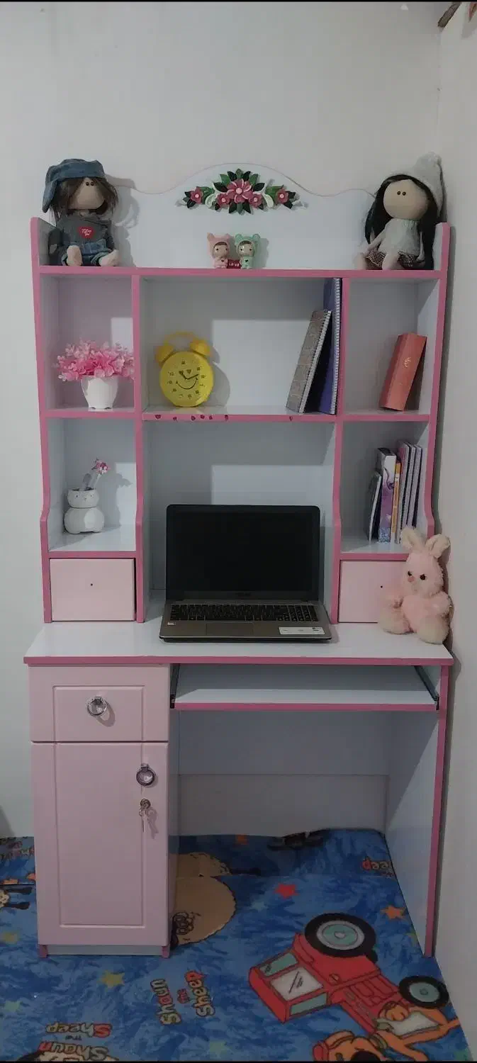 میز تحریر کاملا سالم|میز تحریر و کامپیوتر|پاکدشت, پارچین|دیوار