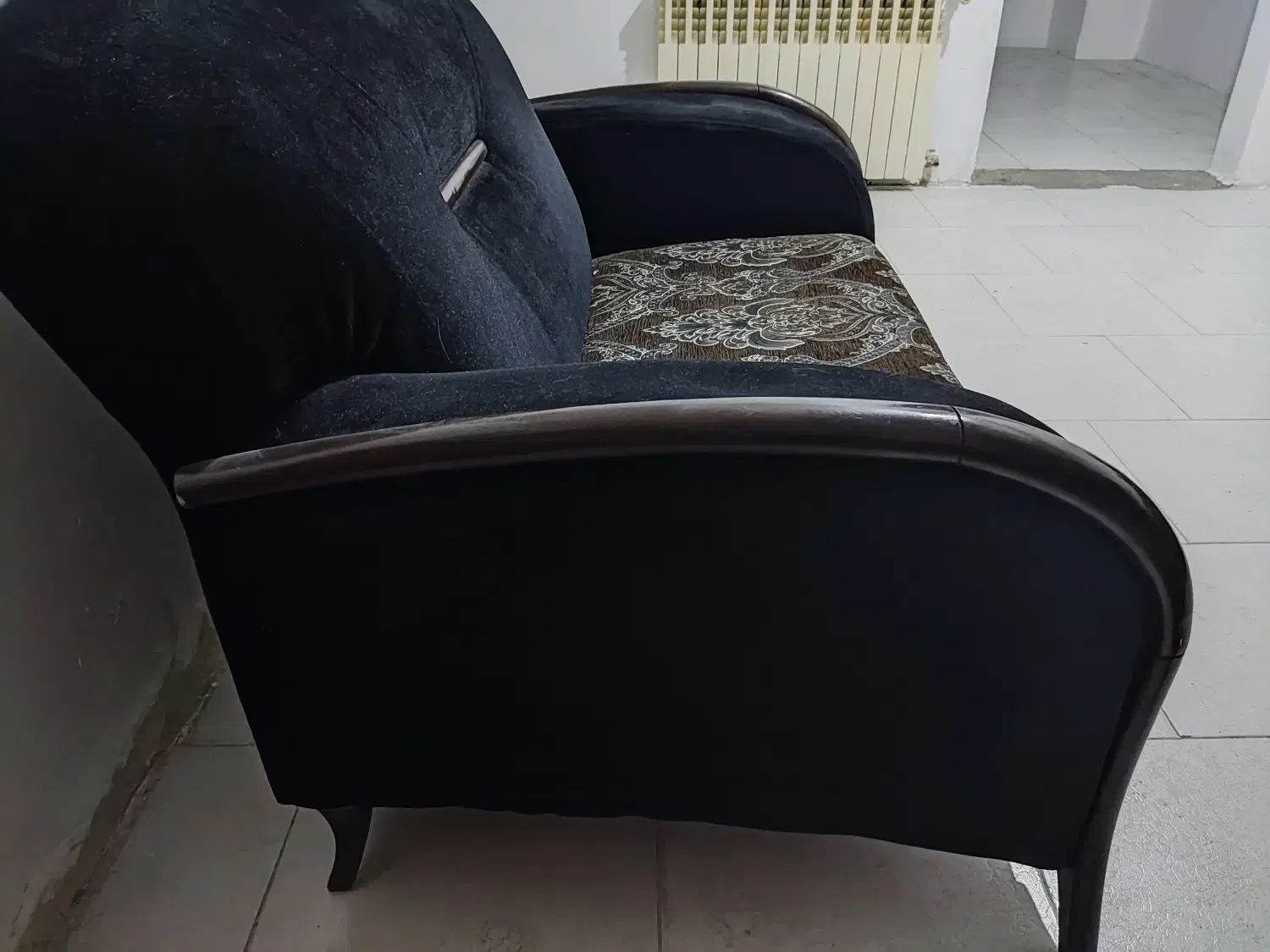 مبل مونت کومری|مبلمان اداری|فردیس, نگارستان|دیوار