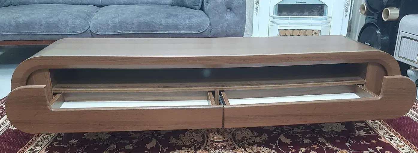 میز توی|میز تلویزیون|رشت, کوی فکوری|دیوار