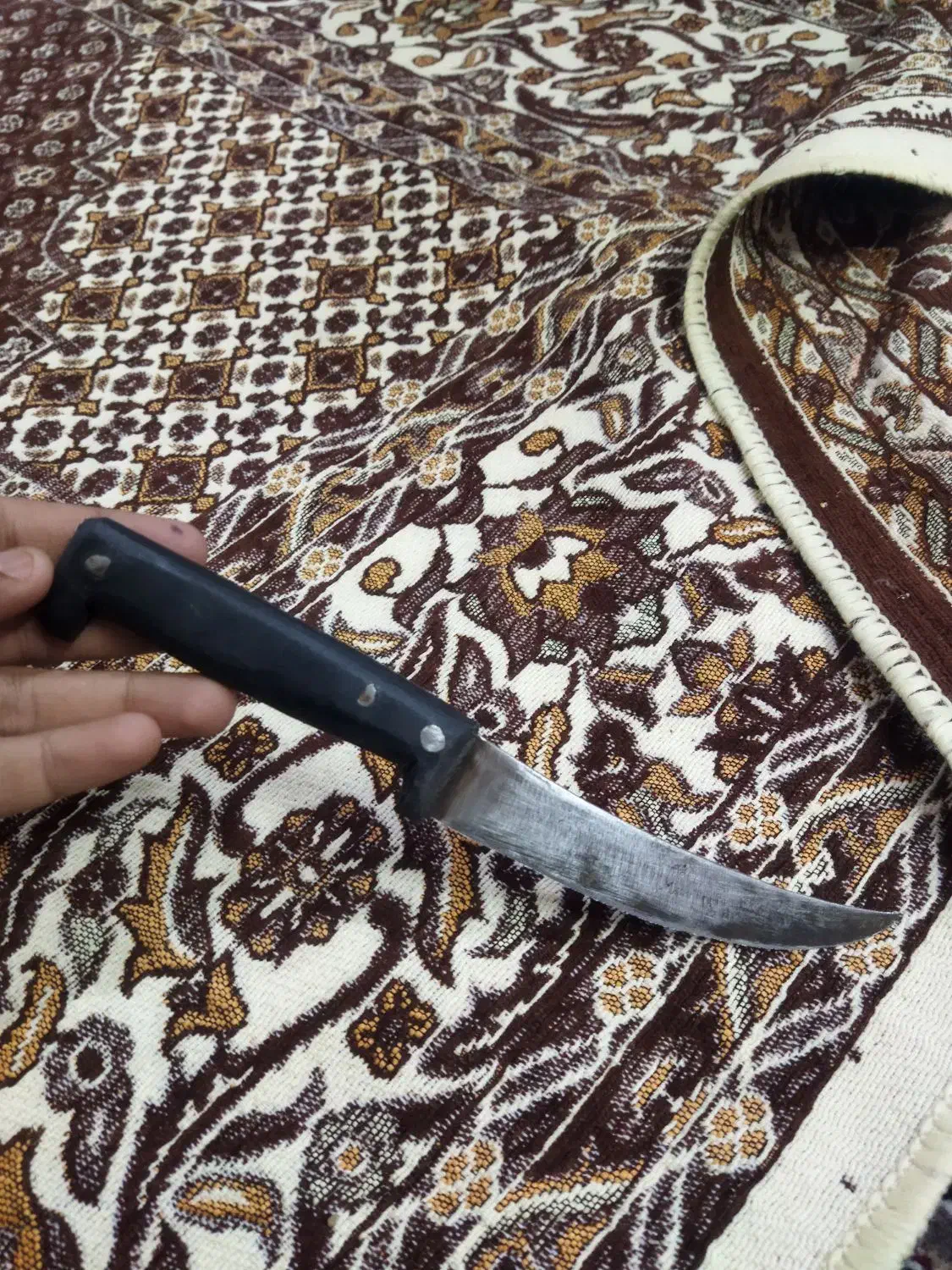 چاقو تیز|کوهنوردی و کمپینگ|یزد, |دیوار