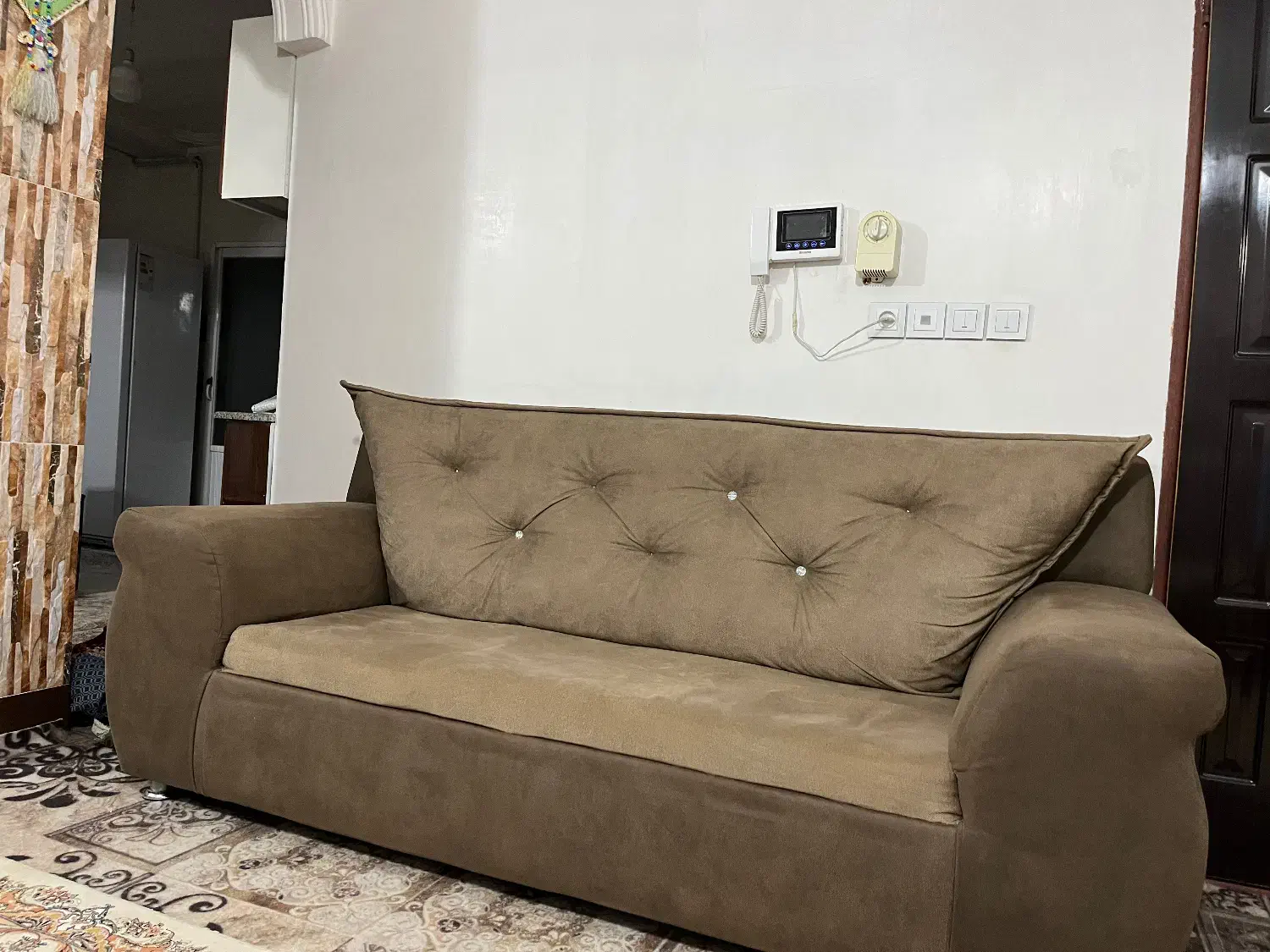 مبل و جلو مبلی|مبلمان خانگی و میز عسلی|ساری, |دیوار